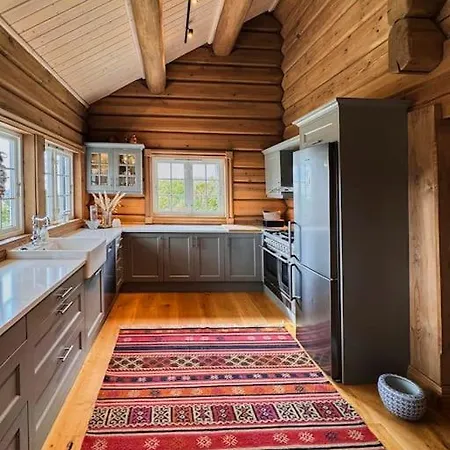 Holiday home Log With Sauna Near Sjusjoen Hafjell