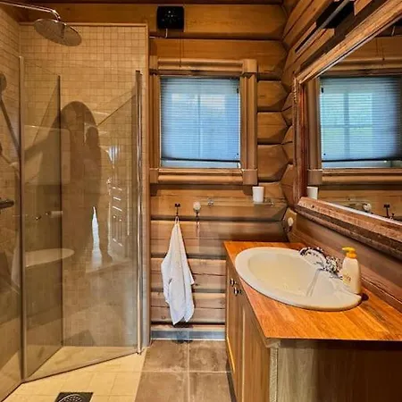 Holiday home Log With Sauna Near Sjusjoen Hafjell *