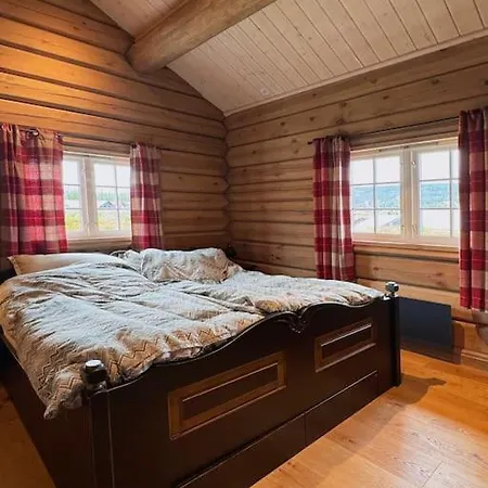 Holiday home Log With Sauna Near Sjusjoen Hafjell